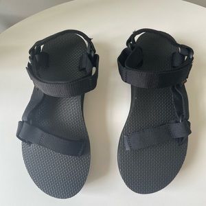 Teva size 7 sandals